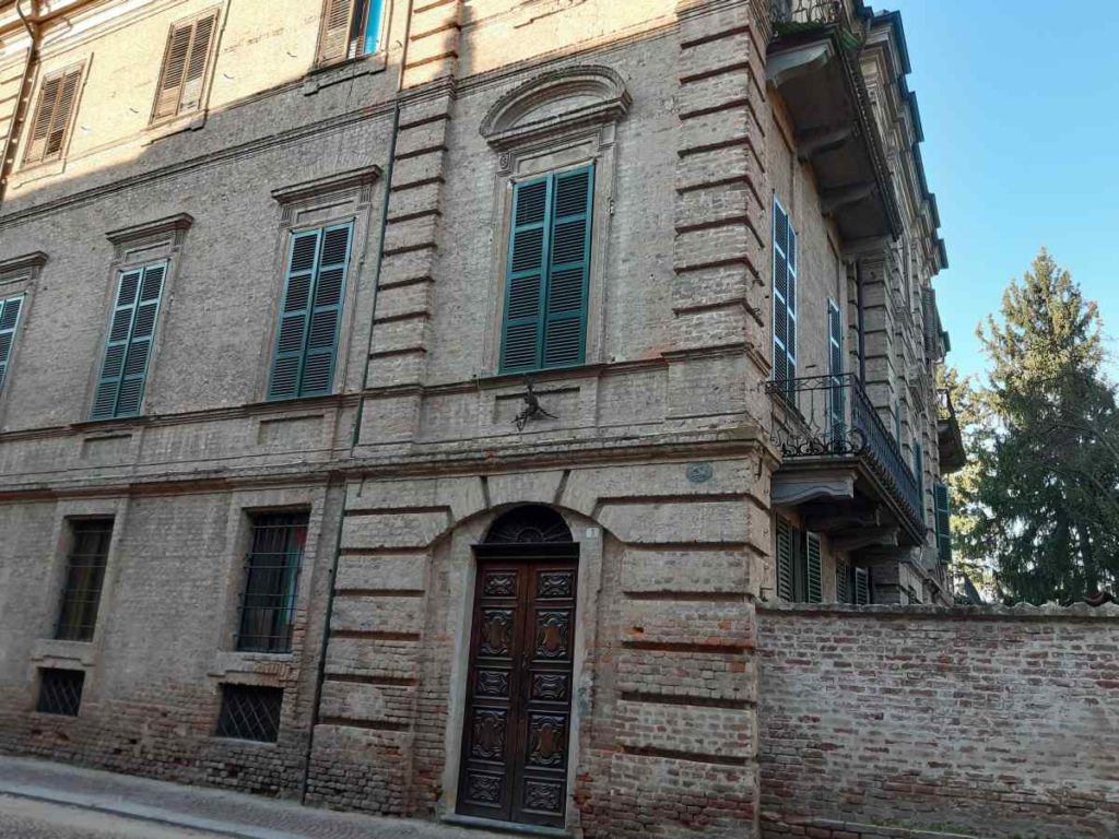 Carignano Villa Bona